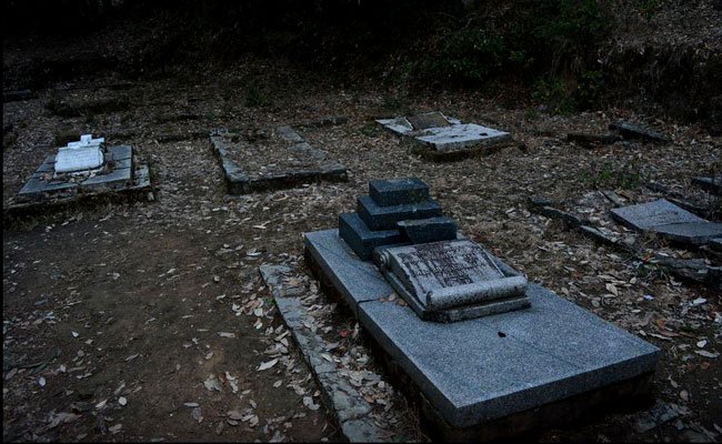  Graveyard located within the mukti kothari premises